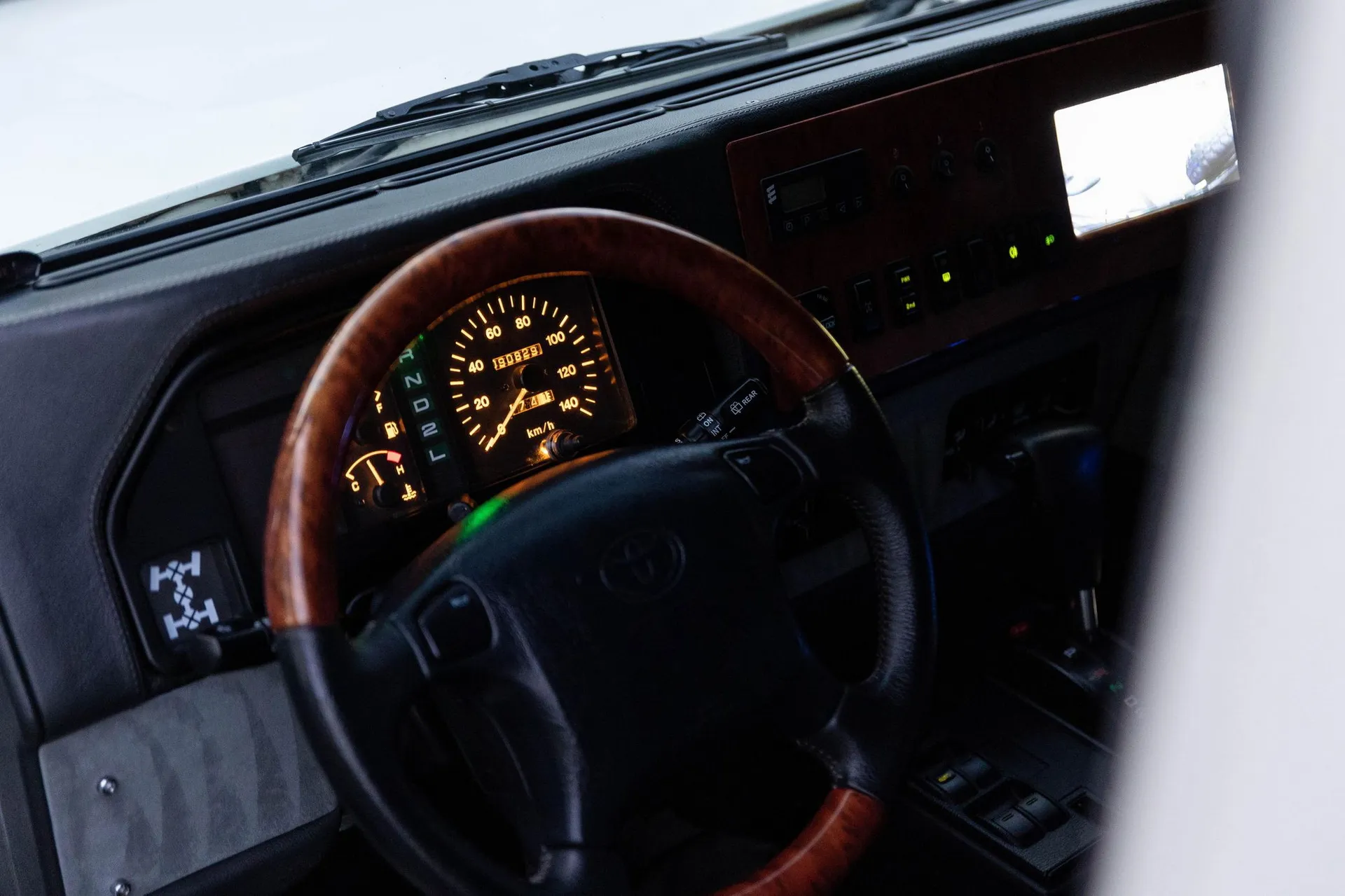 1996-Toyota-Mega-Cruiser-1996-Toyota-Mega-Cruiser-