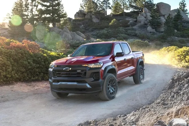 Chevrolet Colorado 2023 trình diện hứa hẹn 'càn quét' thị trường với loạt cải tiến