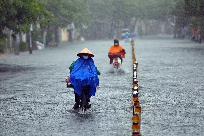 Bão số 2 suy yếu thành áp thấp trên đất liền Quảng Ninh-Hải Phòng, mưa lai rai đến mai