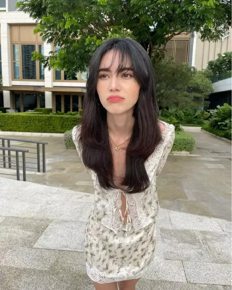Dân tình la ó vì nàng thơ của Sơn Tùng ngày càng gầy rộc như bộ xương di động