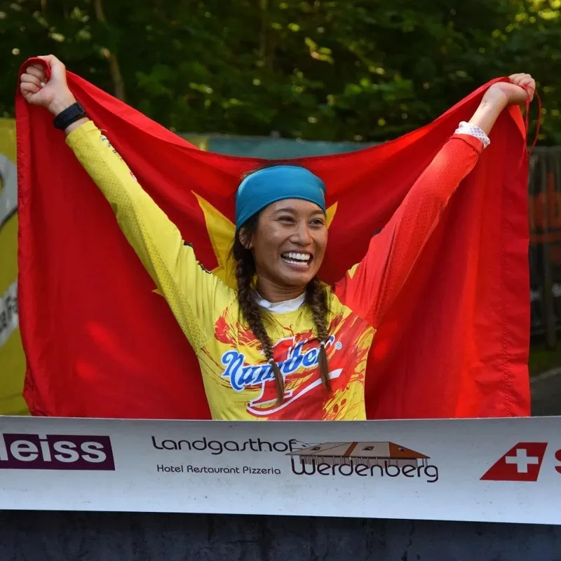 Cô gái Việt Nam vô địch thế giới cuộc thi Deca-Triathlon World Championship 