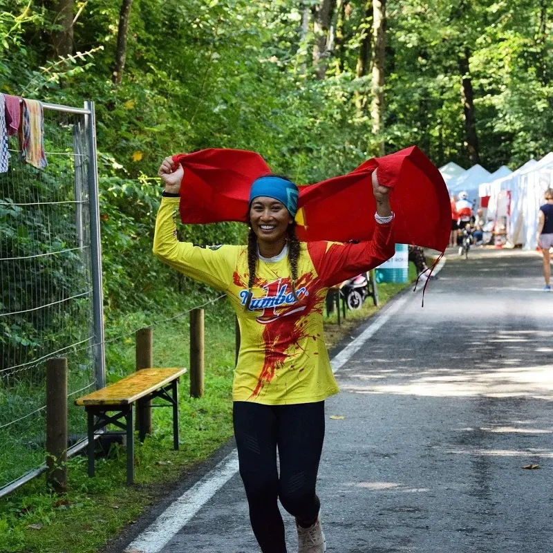 Cô gái Việt Nam vô địch thế giới cuộc thi Deca-Triathlon World Championship 