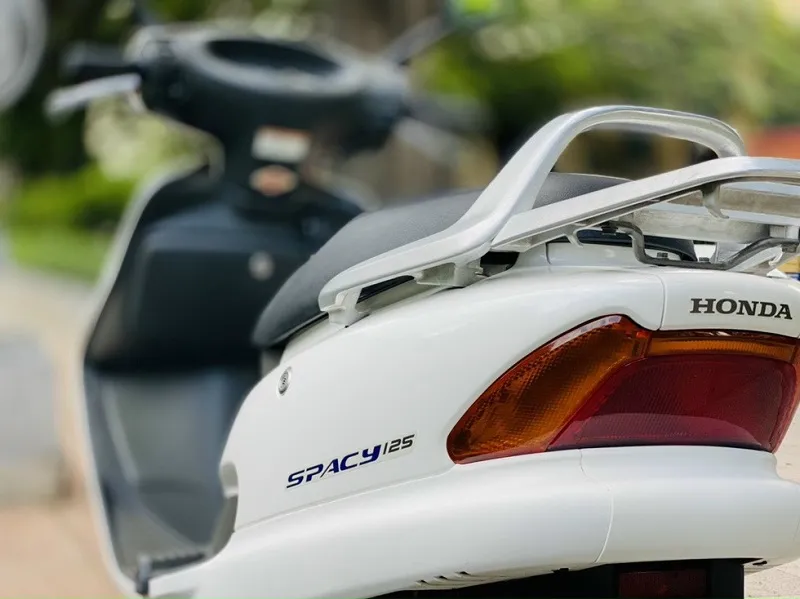 Qua 14 năm sử dụng, Honda Spacy chạy 6.000km vẫn được trả giá hơn 100 triệu đồng