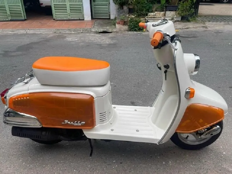 Có gì ở chiếc xe Honda Julio 20 năm tuổi được rao bán với giá đắt hơn Honda SH
