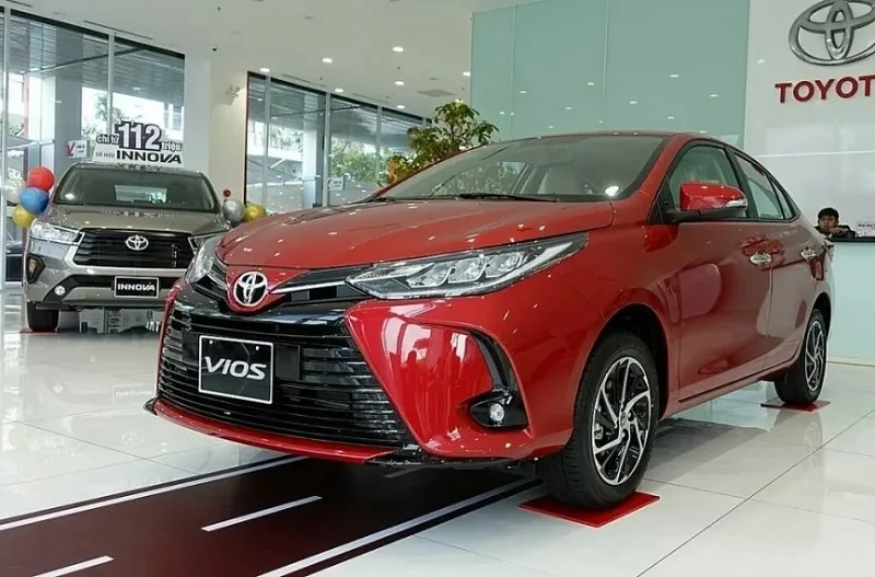 Toyota Vios thông báo giảm giá cực mạnh, cập nhật bảng giá mới nhất