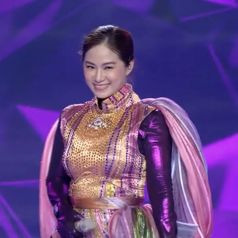 Lương Bích Hữu tái xuất vẫn giữ nguyên một phẩm chất nhiều sao trẻ phải học hỏi