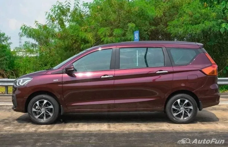 Rò rỉ ảnh Suzuki Ertiga Hybrid 2022 trước ngày ra mắt, giá chỉ từ 518,6 đồng