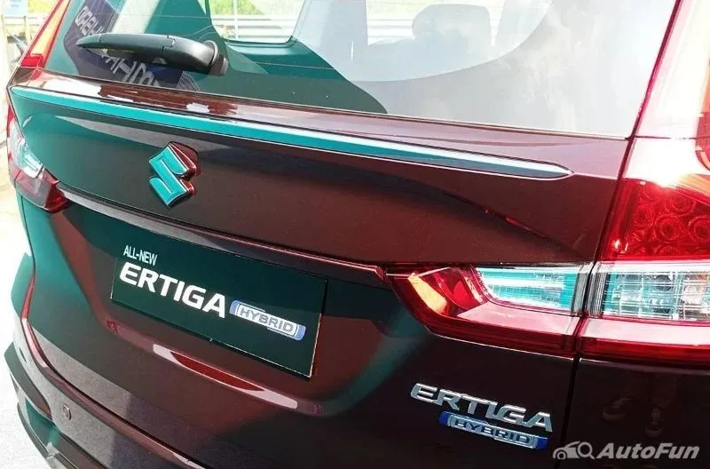 Rò rỉ ảnh Suzuki Ertiga Hybrid 2022 trước ngày ra mắt, giá chỉ từ 518,6 đồng