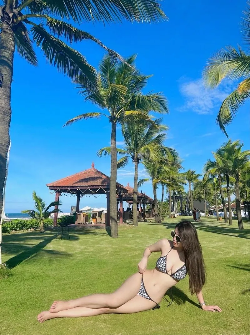 Giải nghệ vì chấn thương, cựu cầu thủ U19 Việt Nam gây sốt với body 'hết nước chấm'