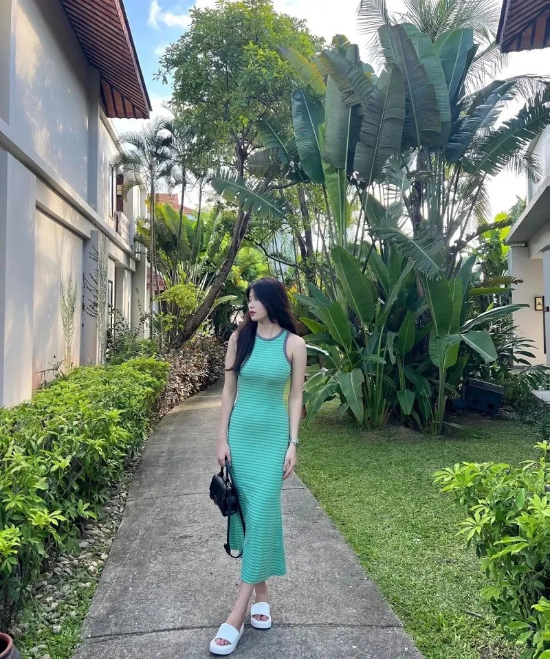 Giải nghệ vì chấn thương, cựu cầu thủ U19 Việt Nam gây sốt với body 'hết nước chấm'