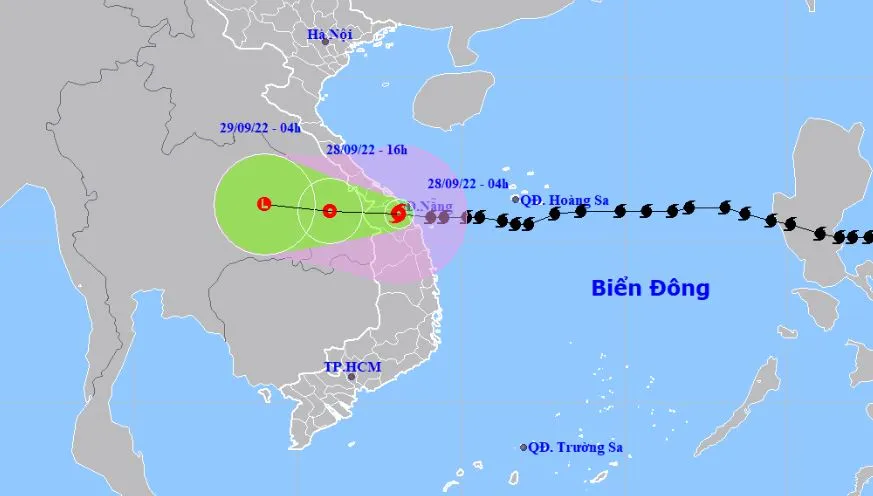 Bão Noru càn quét miền Trung thổi bay nóc nhà, mưa lớn kéo dài mất điện diện rộng