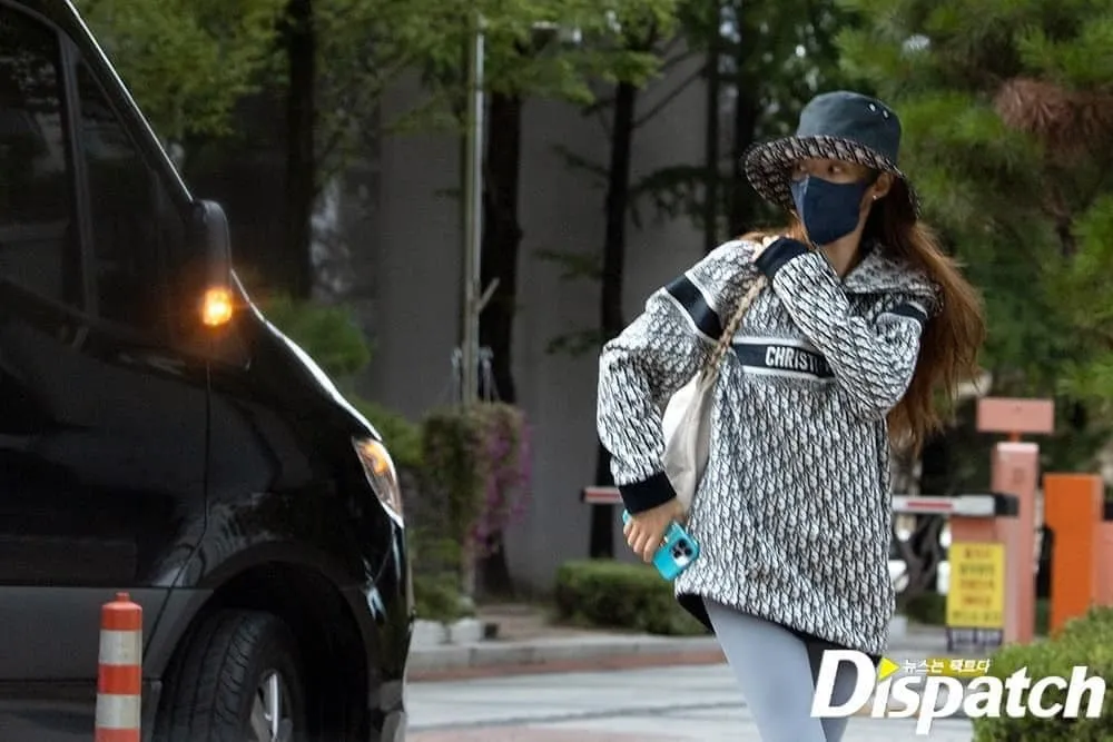 Dispatch khui ảnh Park Min Young hẹn hò, không phải Park Seo Joon