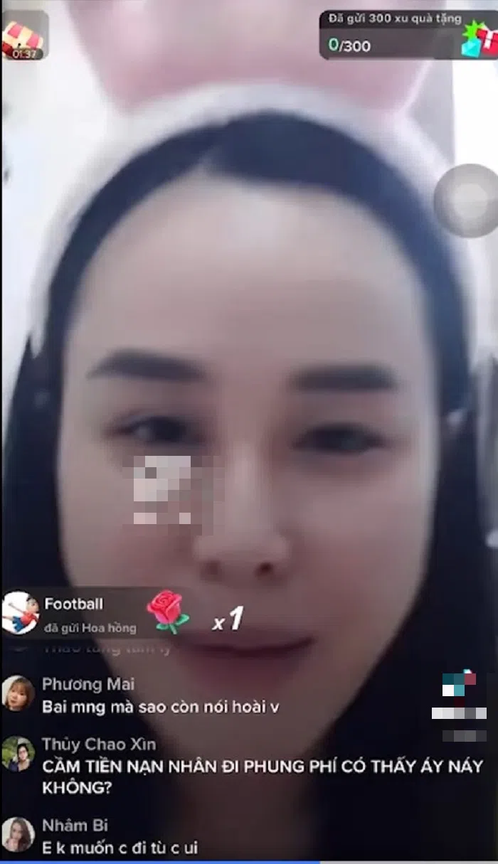 'Anna Bắc' Giang bất ngờ livestream hát karaoke tạm biệt mọi người để đi tù