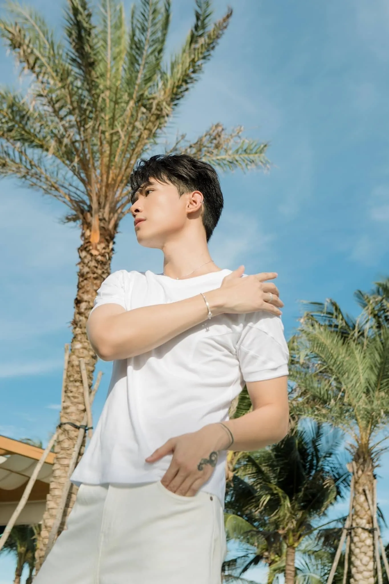 Diệu Nhi - Anh Tú tung bộ ảnh cưới nóng hổi, vóc dáng cô dâu gây chú ý