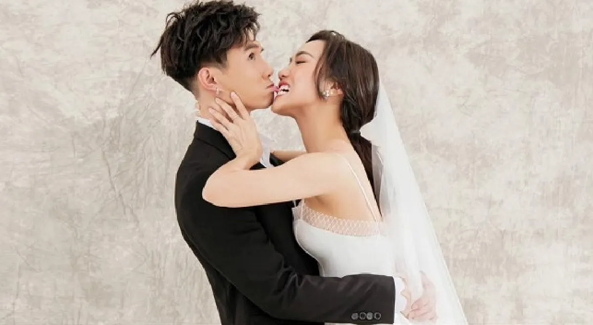 Sự thật bức ảnh Trấn Thành khóc sướt mướt trong đám cưới Diệu Nhi Anh Tú