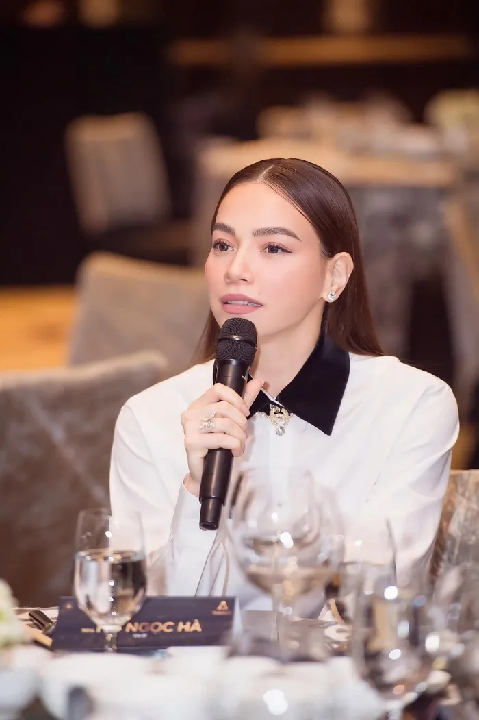 Thật tình cờ Hồ Ngọc Hà dời show, khán giả có thể đổi vé sang xem Lệ Quyên