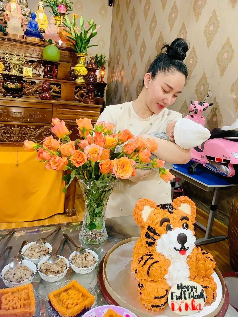 Quý tử nhà Lê Dương Bảo Lâm có loạt biểu cảm khiến người xem tan chảy