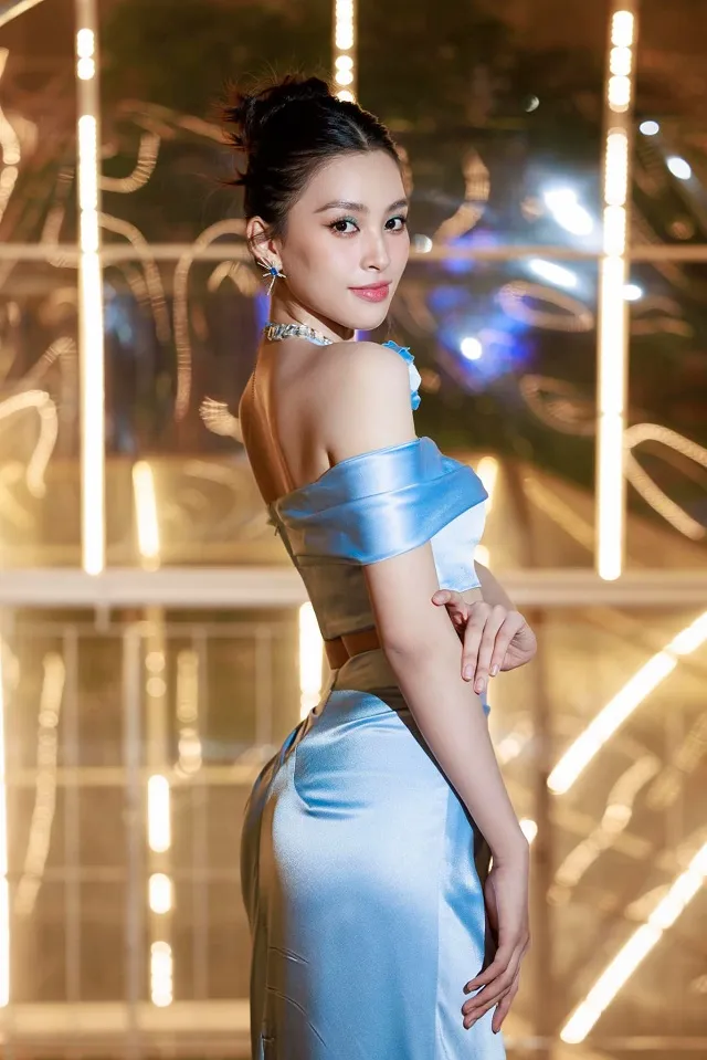 Hoa hậu Tiểu Vy khoe nhan sắc xứng danh mỹ nhân của năm: Khó ai có thể chê!