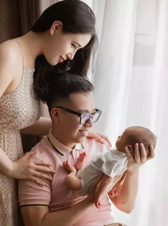 Em gái đen nhẻm của Mai Phương Thúy 'lột xác' ngoạn mục sau khi lấy chồng đại gia