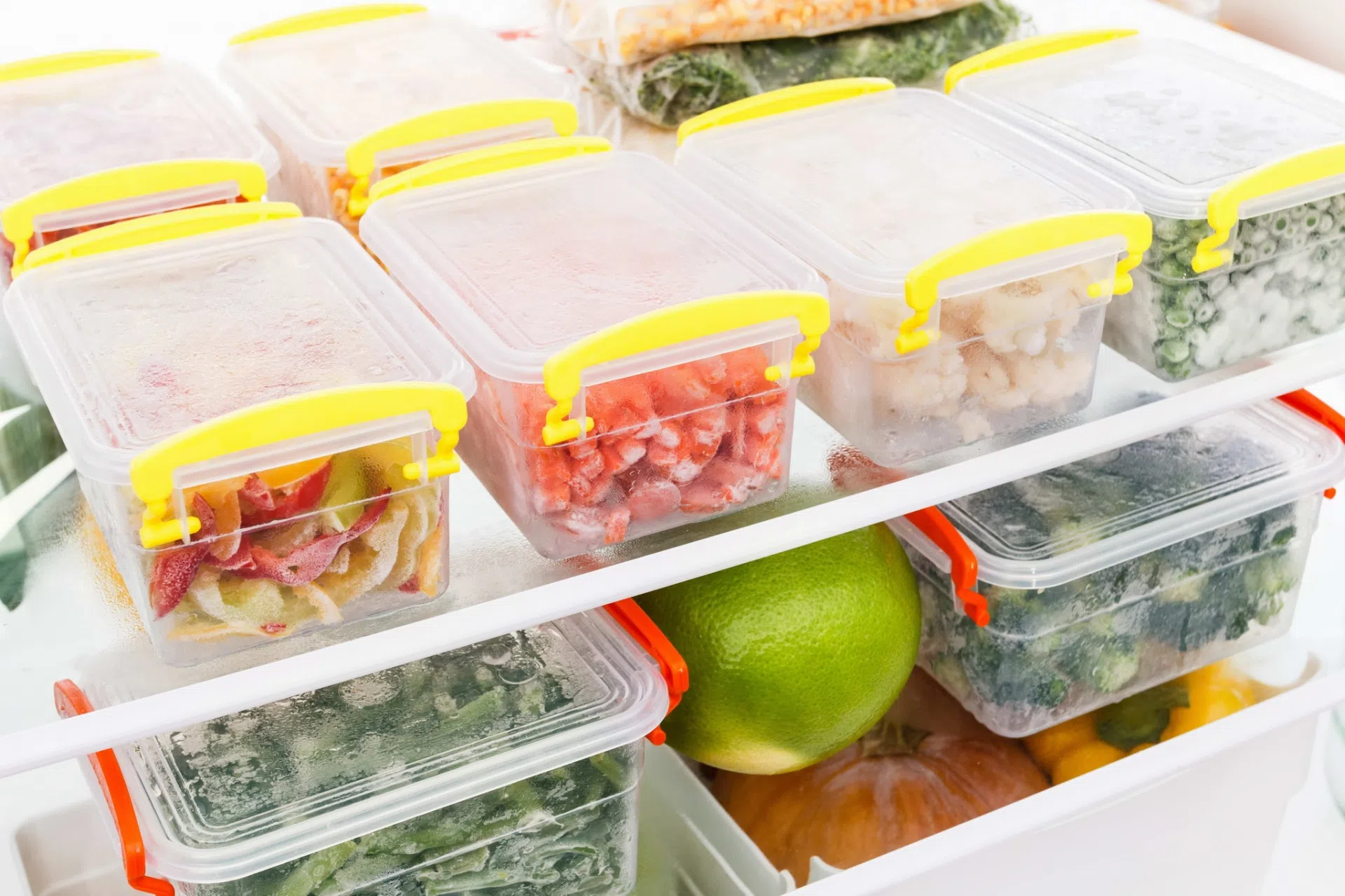 Để nguội thức ăn mới cất vào tủ lạnh: Thói quen tưởng đúng mà hóa sai lầm