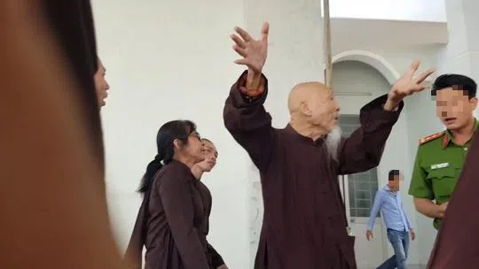 Vụ Tịnh thất Bồng Lai: 'Thầy ông nội' Lê Tùng Vân và các đệ tử sắp hầu tòa
