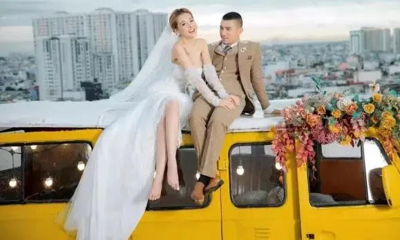 Lương Bằng Quang 'thả' loạt ảnh tình tứ bên Ngân 98, ấn định ngày tổ chức đám cưới