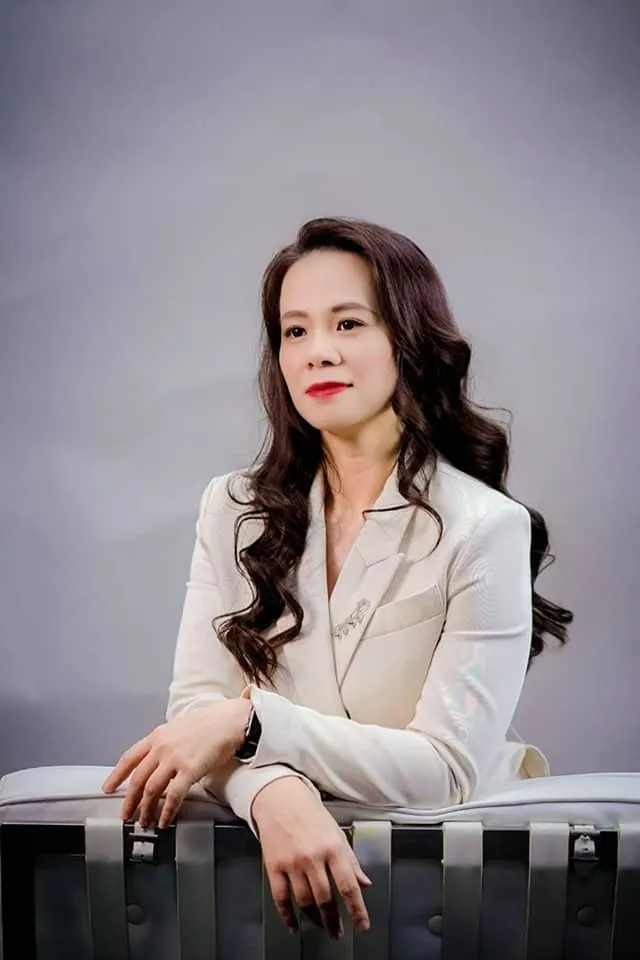 'Tình cũ shark Bình' đòi 'xử đẹp', bóc trần loạt thói xấu của 'người tình sóng gió' Phương Oanh