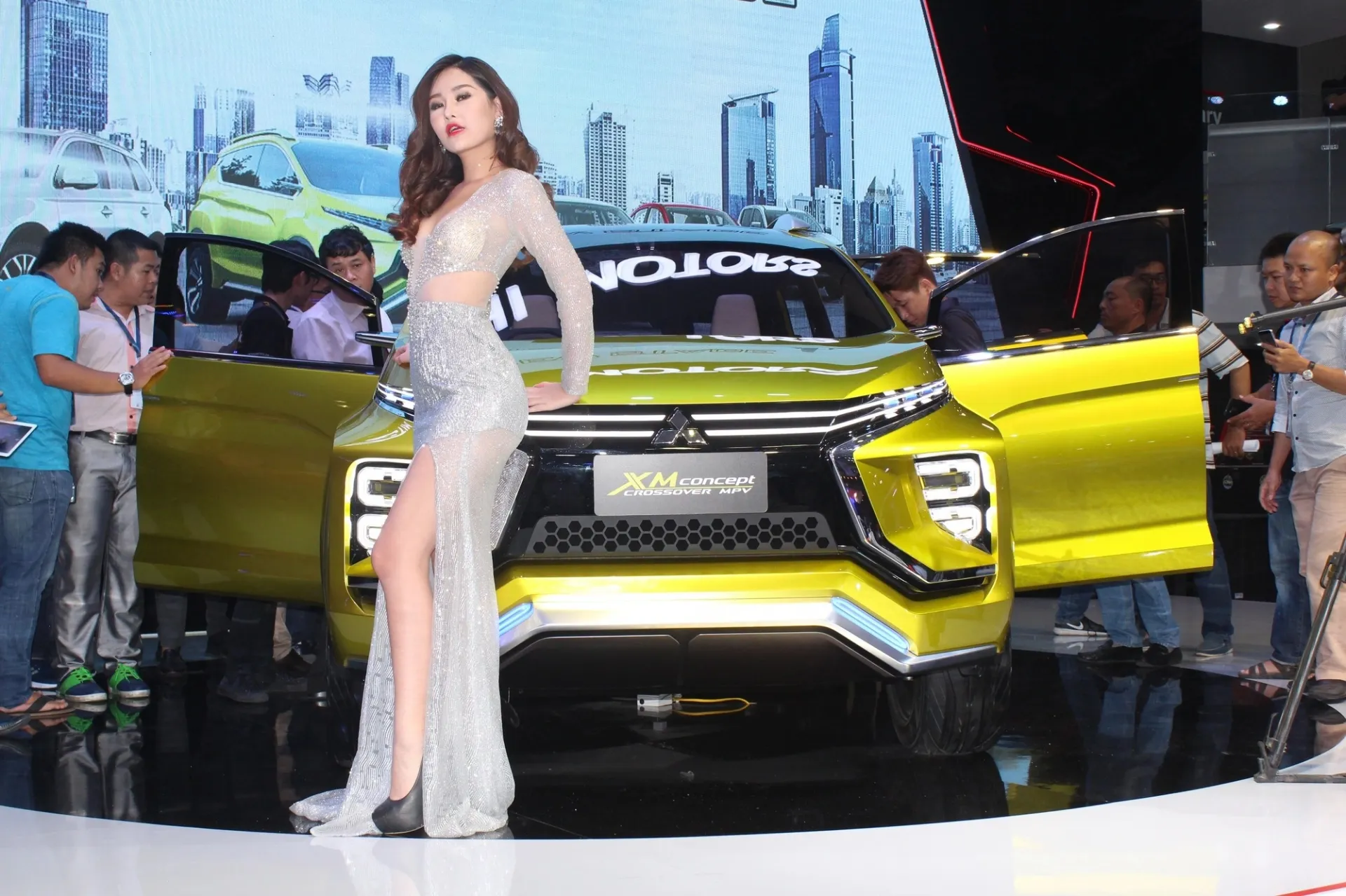 Mitsubishi áp dụng 'chiêu cũ' đối với SUV cỡ B sắp được trình làng vào 19/10 tới?