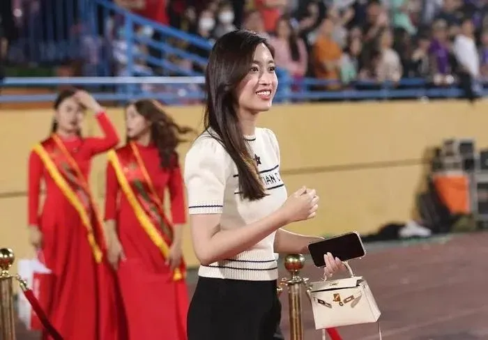 Cuộc sống thay đổi của Đỗ Mỹ Linh sau khi làm dâu chốn hào môn 