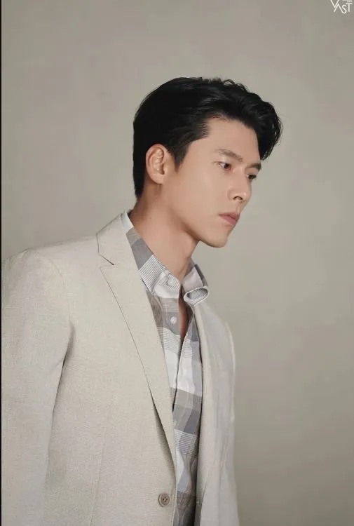 Hyun Bin lột xác sau màn bị chê 'nhà quê', visual đúng chuẩn nam thần 