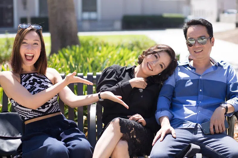 4 bà mẹ kế của showbiz Việt chứng minh 'bánh đúc có xương' ngoài đời thực 