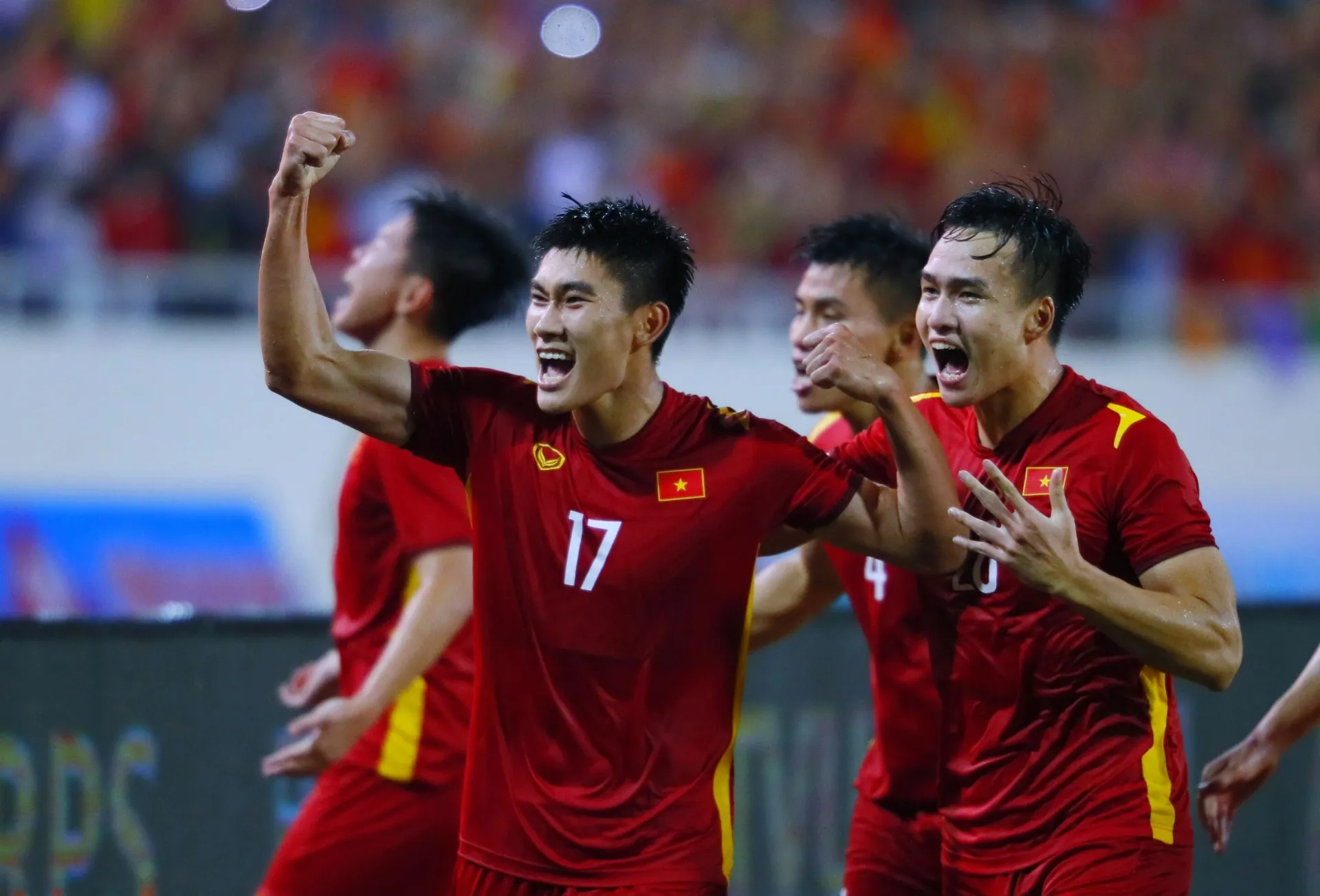 Chuyên gia cùng CLB đánh giá về ý tưởng đưa U23 Việt Nam đá V-League 