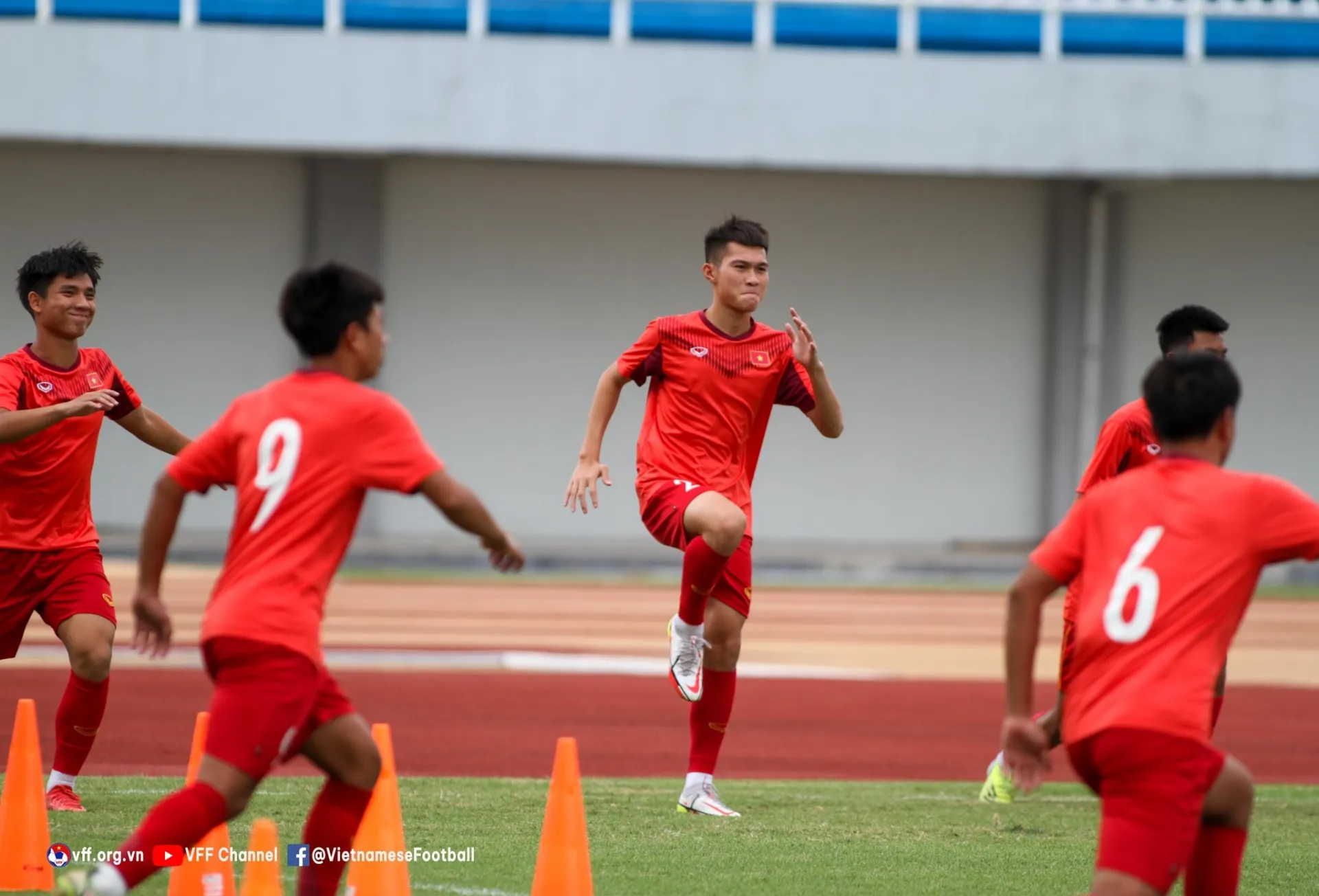 Chủ nhà Indonesia xin lỗi U16 Việt Nam, HLV Nguyễn Quốc Tuấn lên kịch bản cho trận bán kết