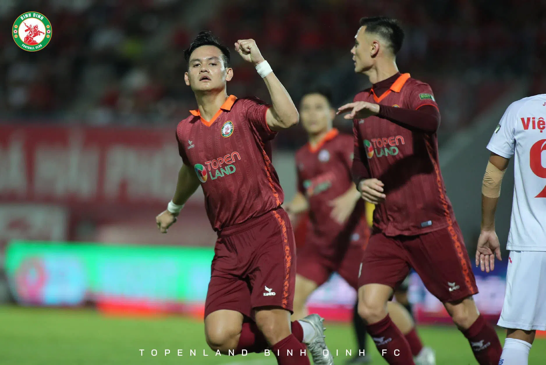 'Sốc' với số tiền CLB Bình Định chi cho mục tiêu 'xưng vương' V-League