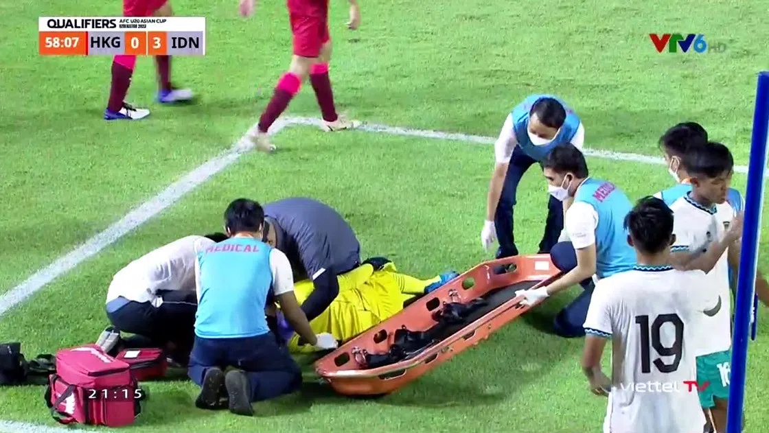 Thủ môn U20 Indonesia chấn thương kinh hoàng, nguy cơ vắng mặt trận gặp U20 Việt Nam