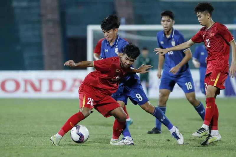 Đội trẻ Thái Lan liên tục để thua Việt Nam, ngôi sao Chanathip chỉ ra nguyên nhân