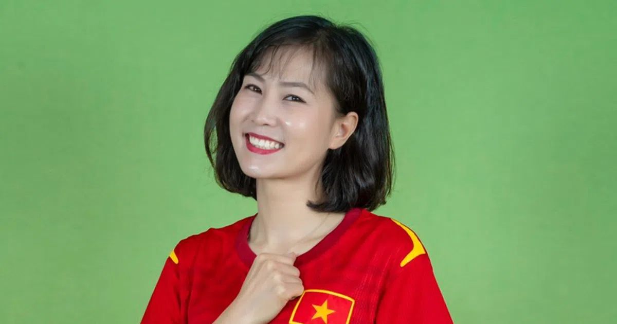 Cựu tuyển thủ Ngọc Châm nói gì về dàn hot girl 'Nóng cùng World Cup 2022'?