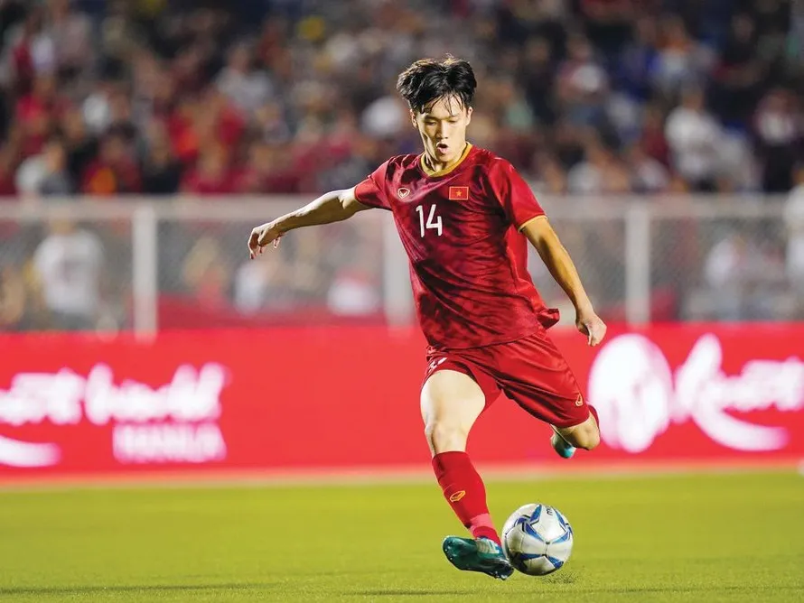 Tiền vệ tuyển Việt Nam đứng trước cơ hội cùng Văn Toàn sang Hàn Quốc