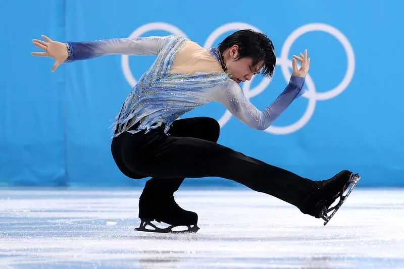 'Hoàng tử sân băng' Yuzuru Hanyu tuyên bố giải nghệ