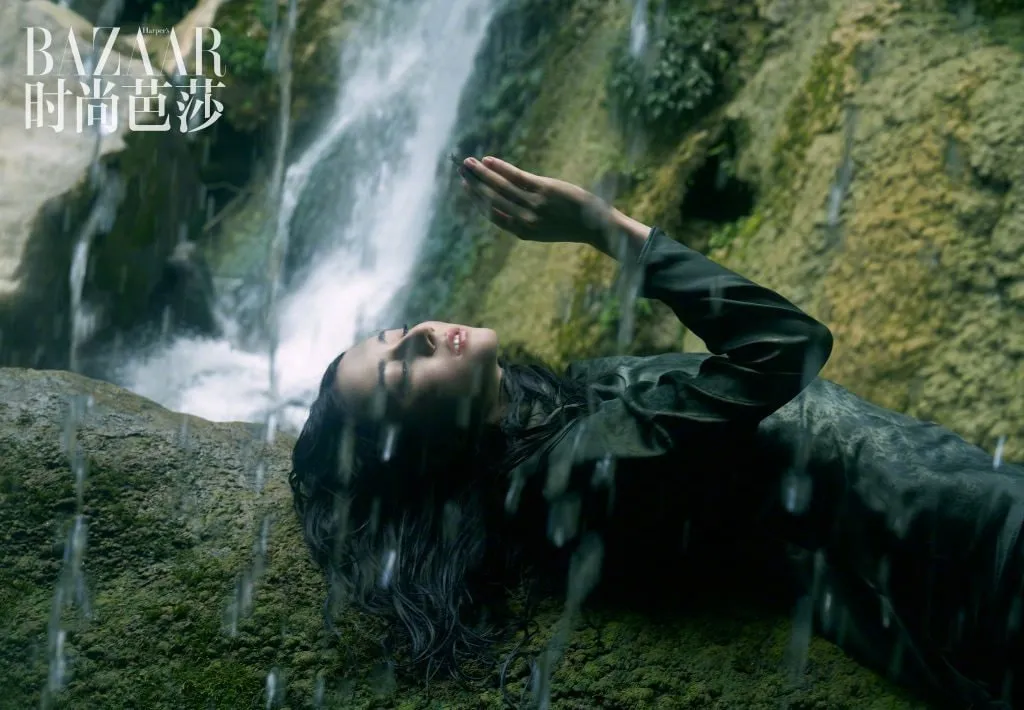 Bộ ảnh nhận về nhiều ý kiến trái chiều của CDM.