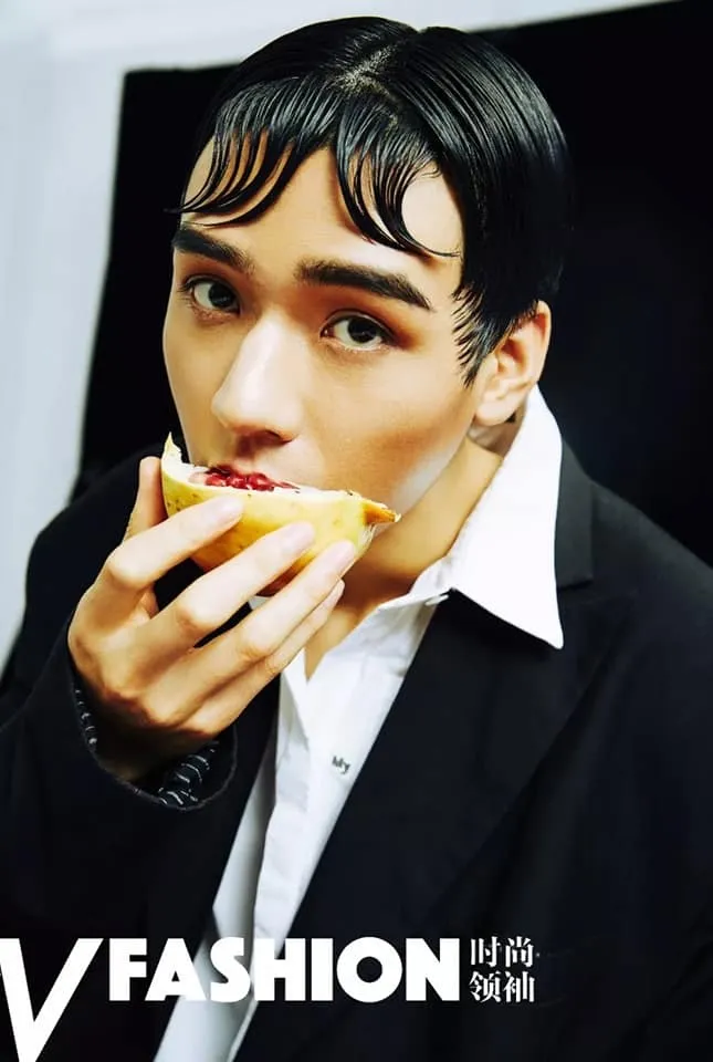 Vương Hạc Đệ và loạt mỹ nam Cbiz bị 'phong ấn' nhan sắc vì một kiểu tóc