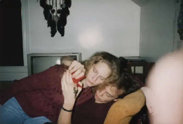 Musk gặp Gwynne khi anh 23 tuổi và đang theo học tại Đại học Pennsylvania.