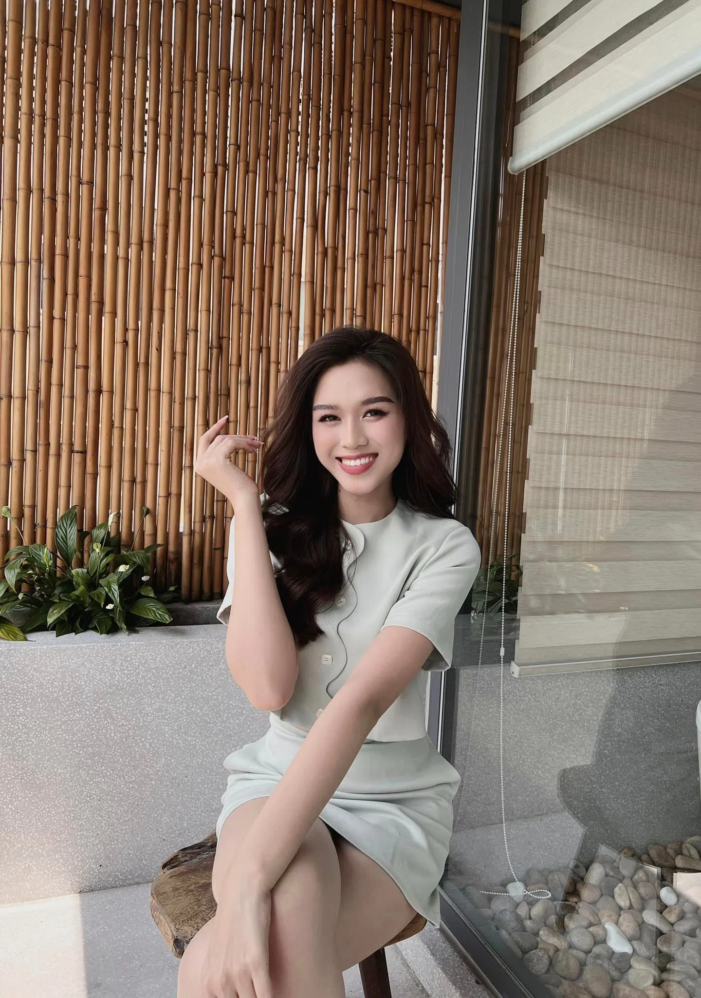 Nhan sắc ngày càng thăng hạng của Hoa hậu Đỗ Thị Hà.