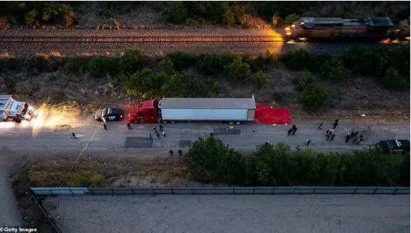 Tình tiết bất ngờ vụ hơn 50  người thiệt mạng trong xe tải ở Mỹ