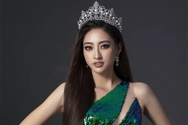 Soi profile học hành cực khủng của hoa hậu Lương Thùy Linh