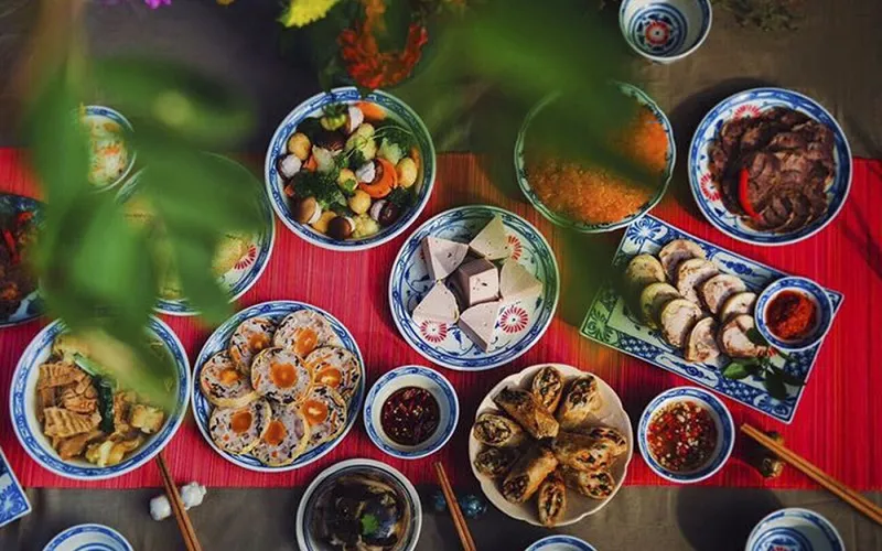 Rằm tháng 7: Cúng ngày nào tốt nhất? Cần làm điều gì để tổ tiên ban lộc?