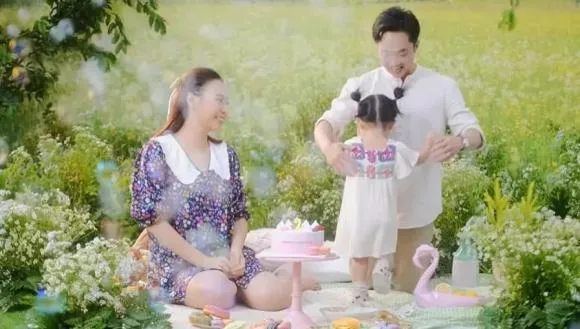 Ngỡ ngàng với nhan sắc của Đàm Thu Trang qua 'cam thường': Có khác ảnh tự đăng?