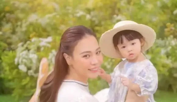 Ngỡ ngàng với nhan sắc của Đàm Thu Trang qua 'cam thường': Có khác ảnh tự đăng?
