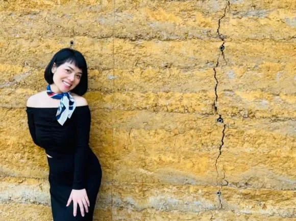 Nữ MC Bạch Dương gây ngỡ ngàng với nhan sắc hiện tại sau nhiều năm vắng bóng