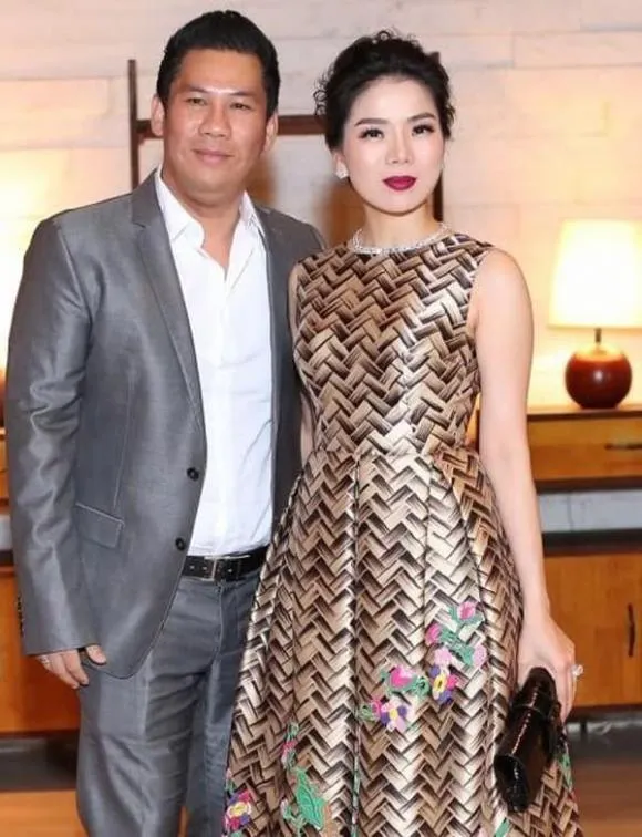 Chồng cũ Lệ Quyên có phản ứng lạ lẫm khi 'tình tin đồn' đăng quang Miss World Vietnam 2022